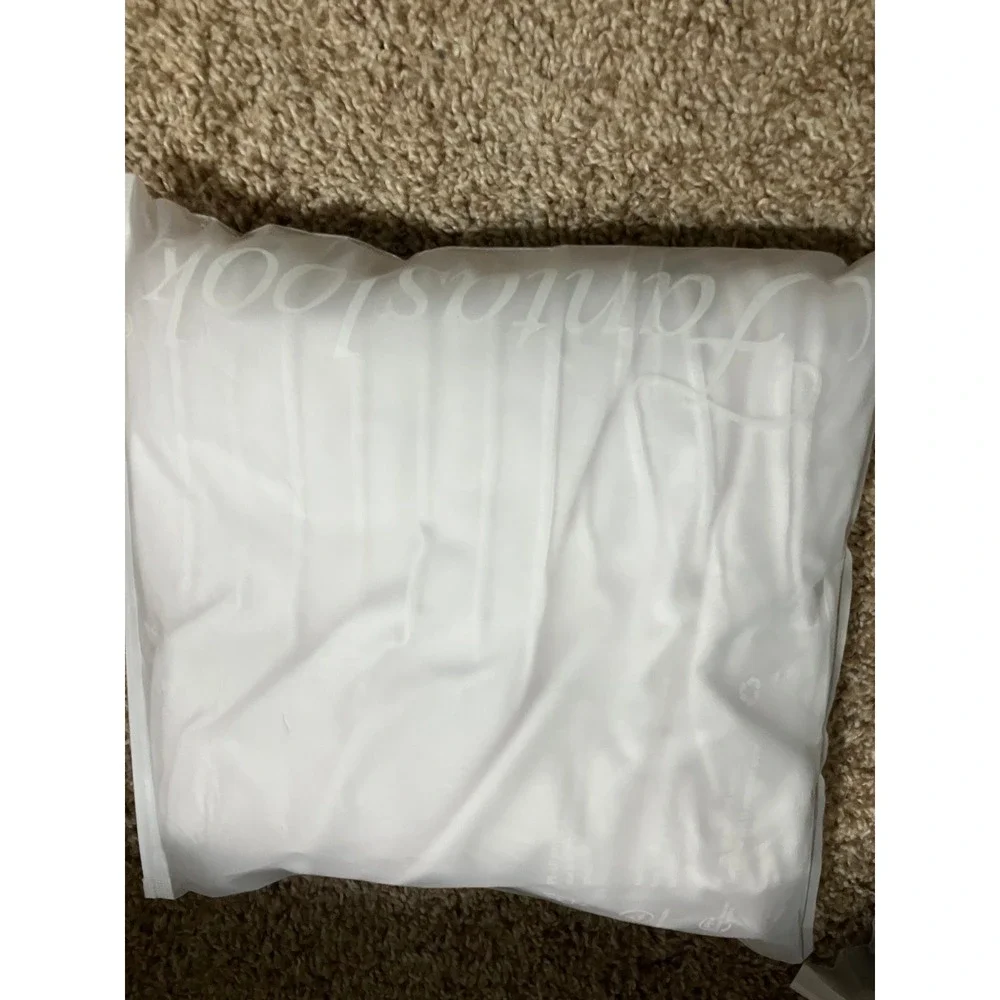 Fantaslook HXH139 Womens White Blouse Size 2XL NWT Original Package